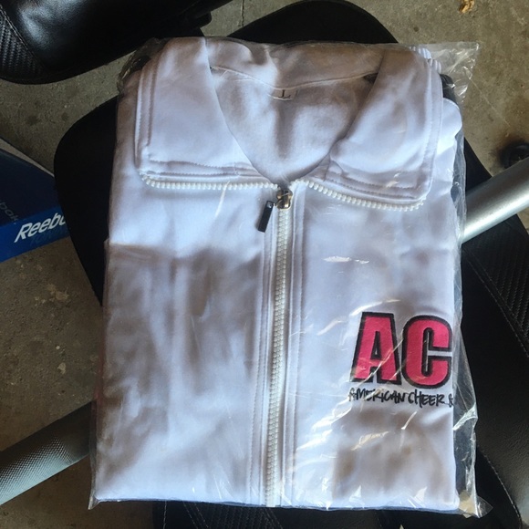⚡️FLASH SALE! ACDA champion jacket - Picture 2 of 3